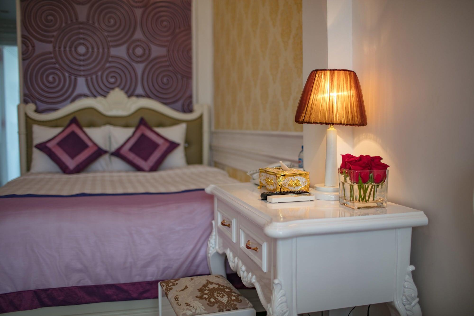 Viola Royal Hotel & Spa Hanoi Exterior photo
